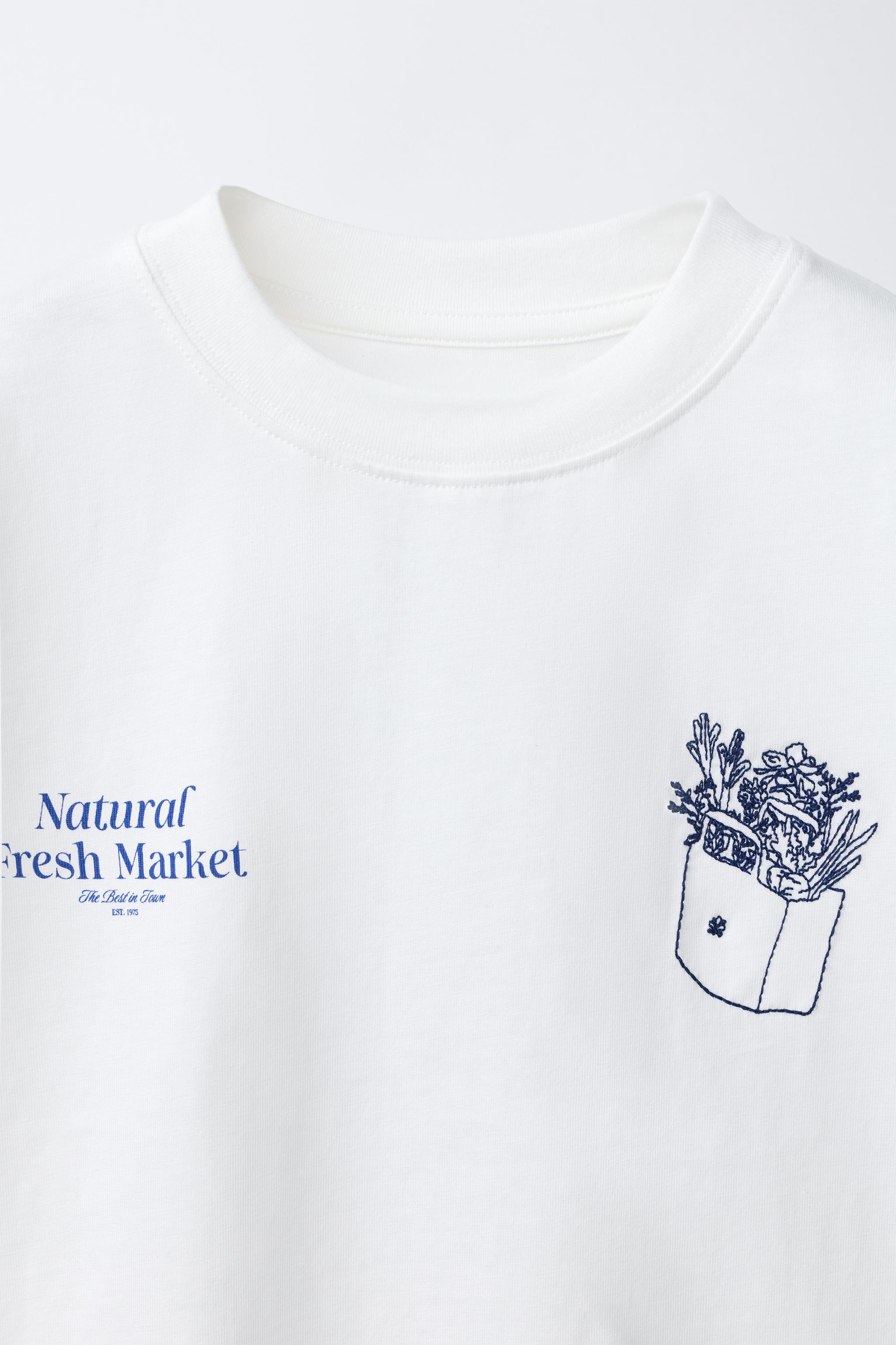 T-SHIRT BRODÉ ET INSCRIPTION